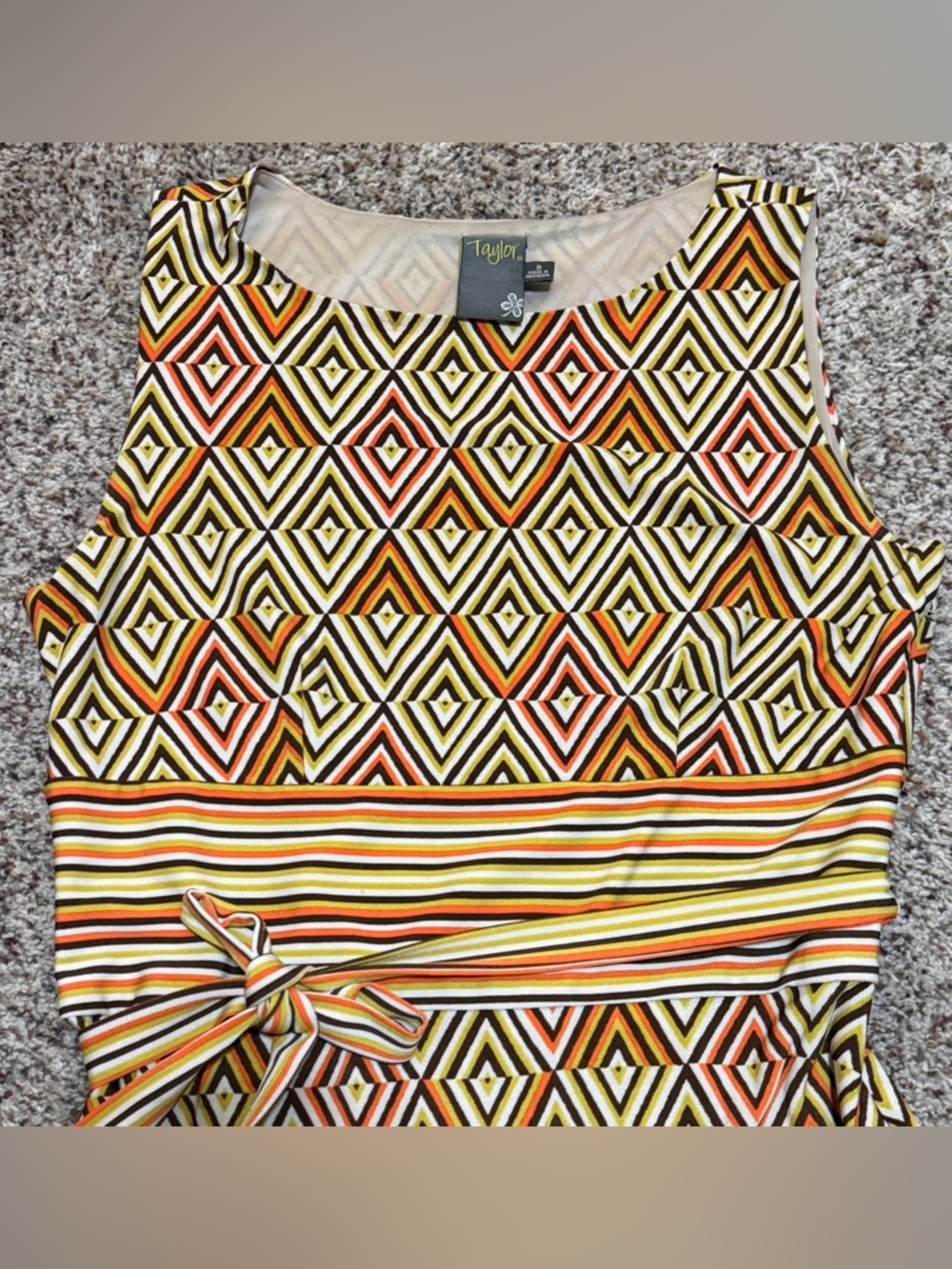 Taylor Womens Maxi Geometric Flounce Dress Size 8 EUC - Picture 6 of 7